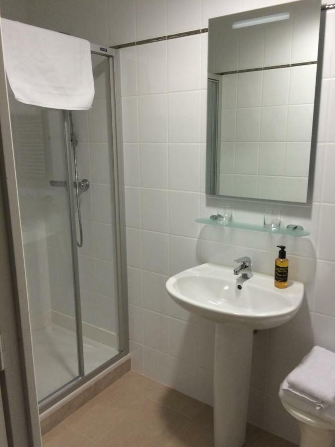 Chambres D'Hotes Karine Smej Châtillon-sur-Marne Exteriör bild